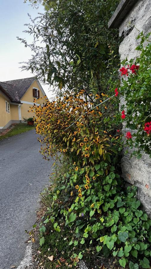 Apartamento Winzerhaeuschen Kern Fehring Exterior foto